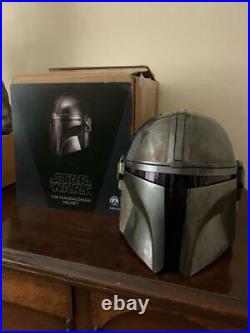 Anovos Star Wars Mandalorian Helmet Prop Replica Original Release + Grav Charge