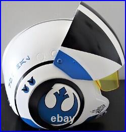 Denuo Novo Star Wars TFA Poe Dameron Premier Fiberglass X-Wing Pilot Helmet Bust