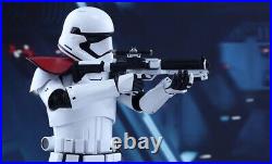 First Order Stormtrooper Officer Star Wars 16 Figure Hot Toys 902603 Double Box