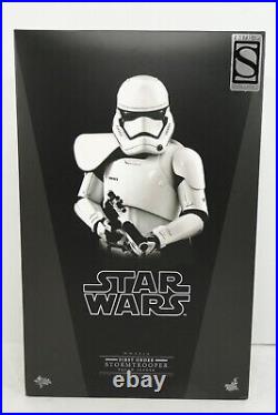 Hot Toys 1/6 Scale Star Wars TFA First Order Stormtrooper Squad Leader MMS316