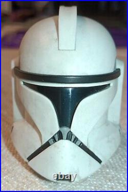 Hot Toys Phase 1 Clone Trooper Helmet, Rifle And Blaster