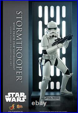 Hot Toys Star Wars MMS736 Classic Stormtrooper Death Star Environment 1/6 Figure