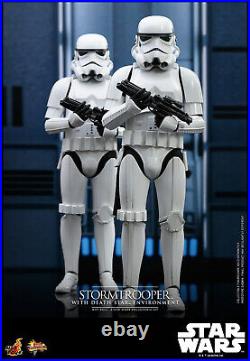 Hot Toys Star Wars MMS736 Classic Stormtrooper Death Star Environment 1/6 Figure