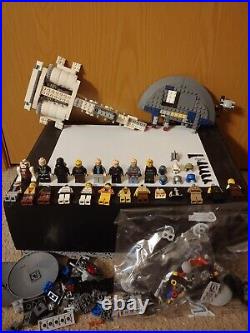 LEGO Star Wars Lot Minifigures Helmets Weapons Guns Loose Parts Vehicles RARE