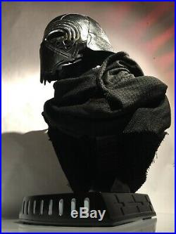 Sideshow Kylo Ren Life Size Bust Prop Star Wars -Helmet/darth vader/anovos/efx