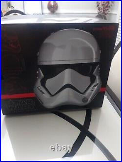 Star Wars-Collectors Series Han Solo & TaunTaun/Black Series Stormtrooper Helmet