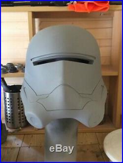 Star Wars TFA 11 Flame Trooper, Stormtrooper Helmet